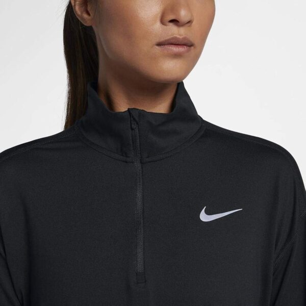 ⁦Nike Women's Element 1/2 Zip Running Top Black Size Medium⁩ - الصورة ⁦4⁩